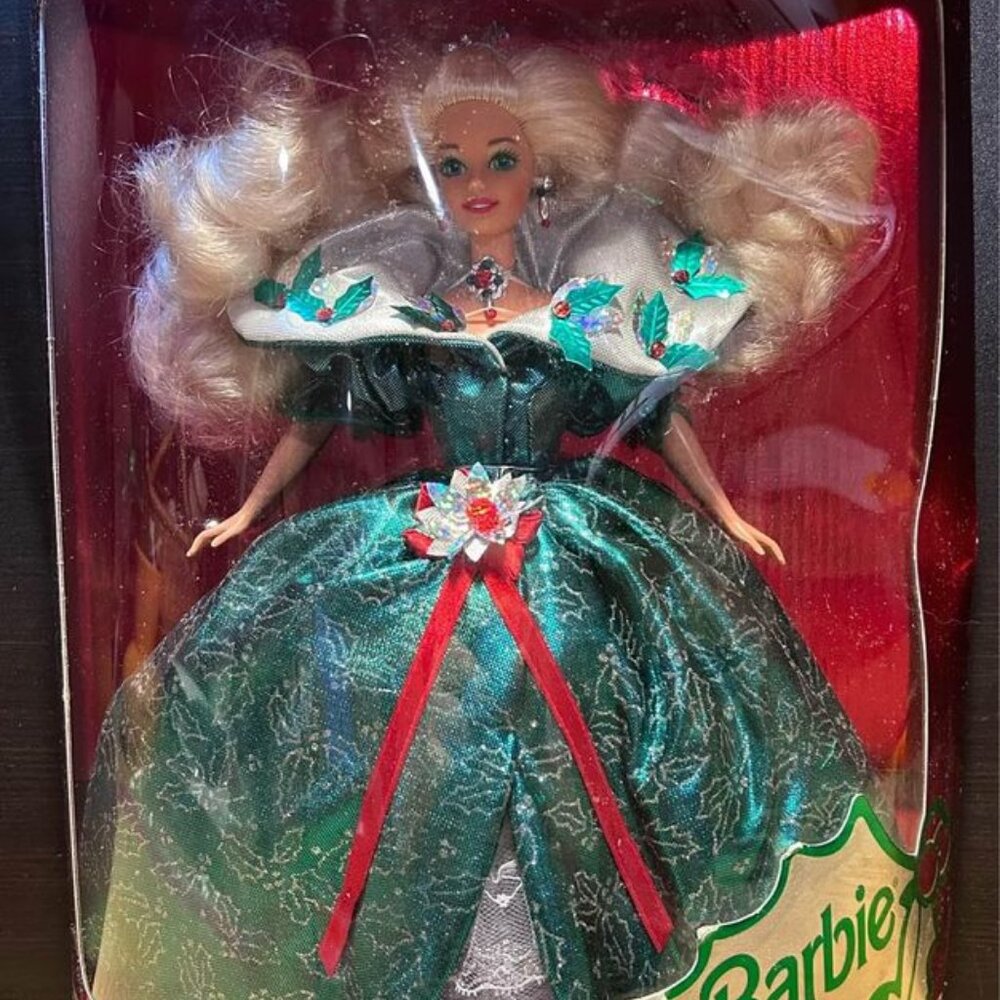 Mattel 1995 Special Edition “Happy Holidays – Green Gown” Barbie Doll